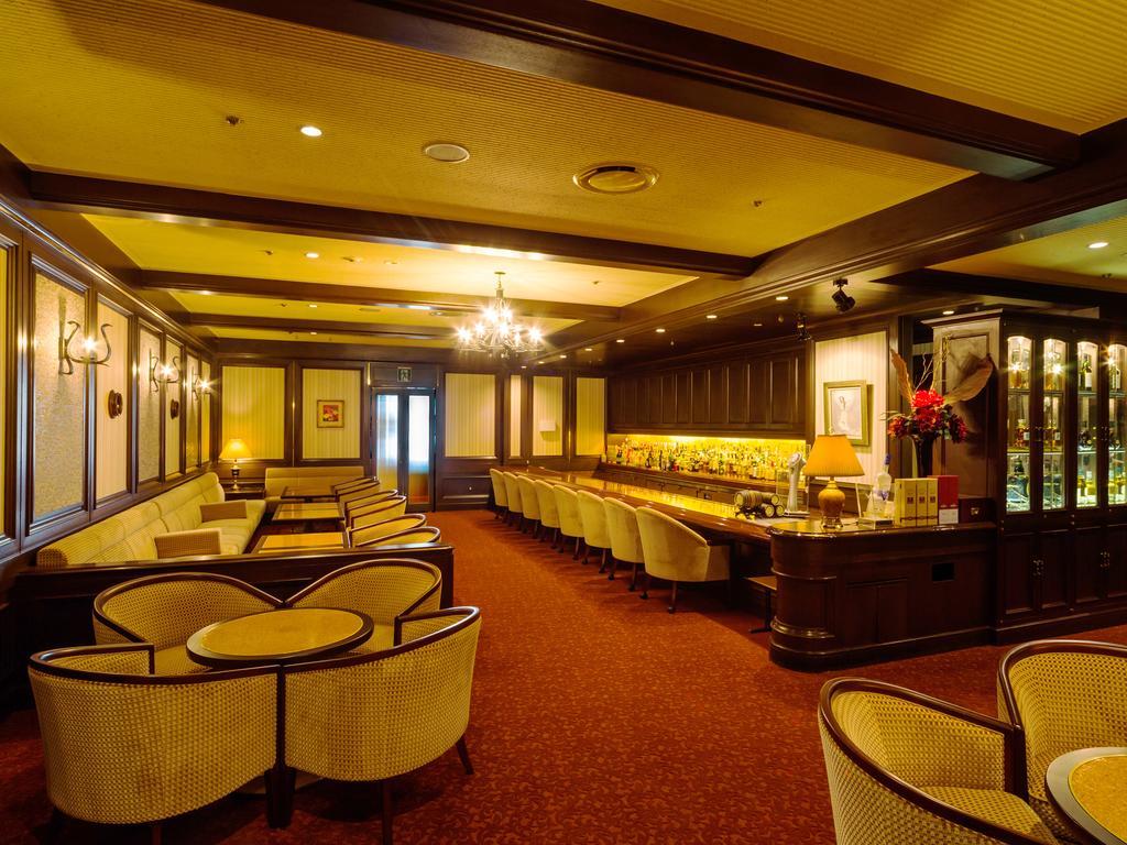 เดอะ คราวน์ ปาเล นิว ฮันคิว โคชิ Hotel โคจิ ภายนอก รูปภาพ