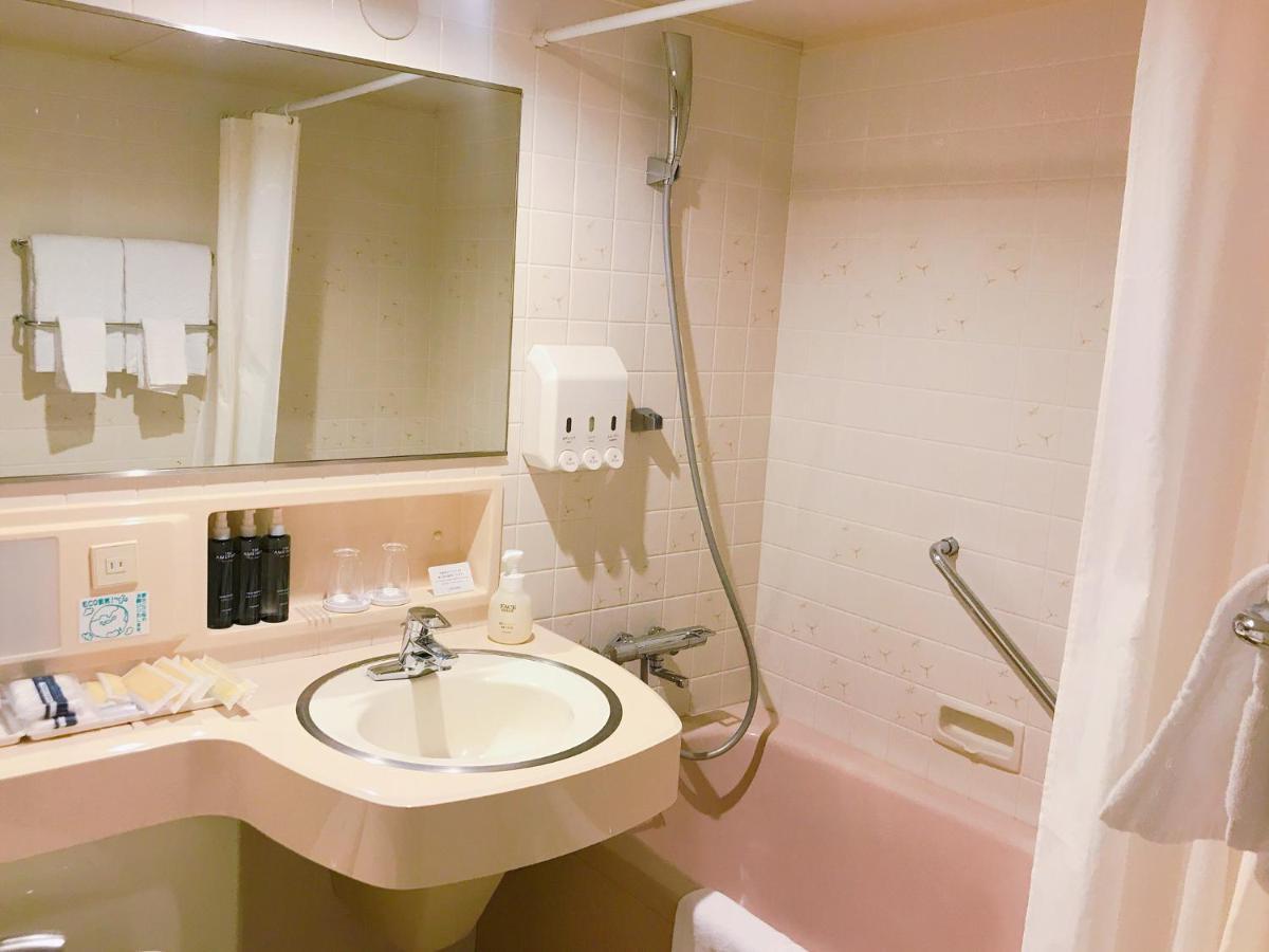 เดอะ คราวน์ ปาเล นิว ฮันคิว โคชิ Hotel โคจิ ภายนอก รูปภาพ